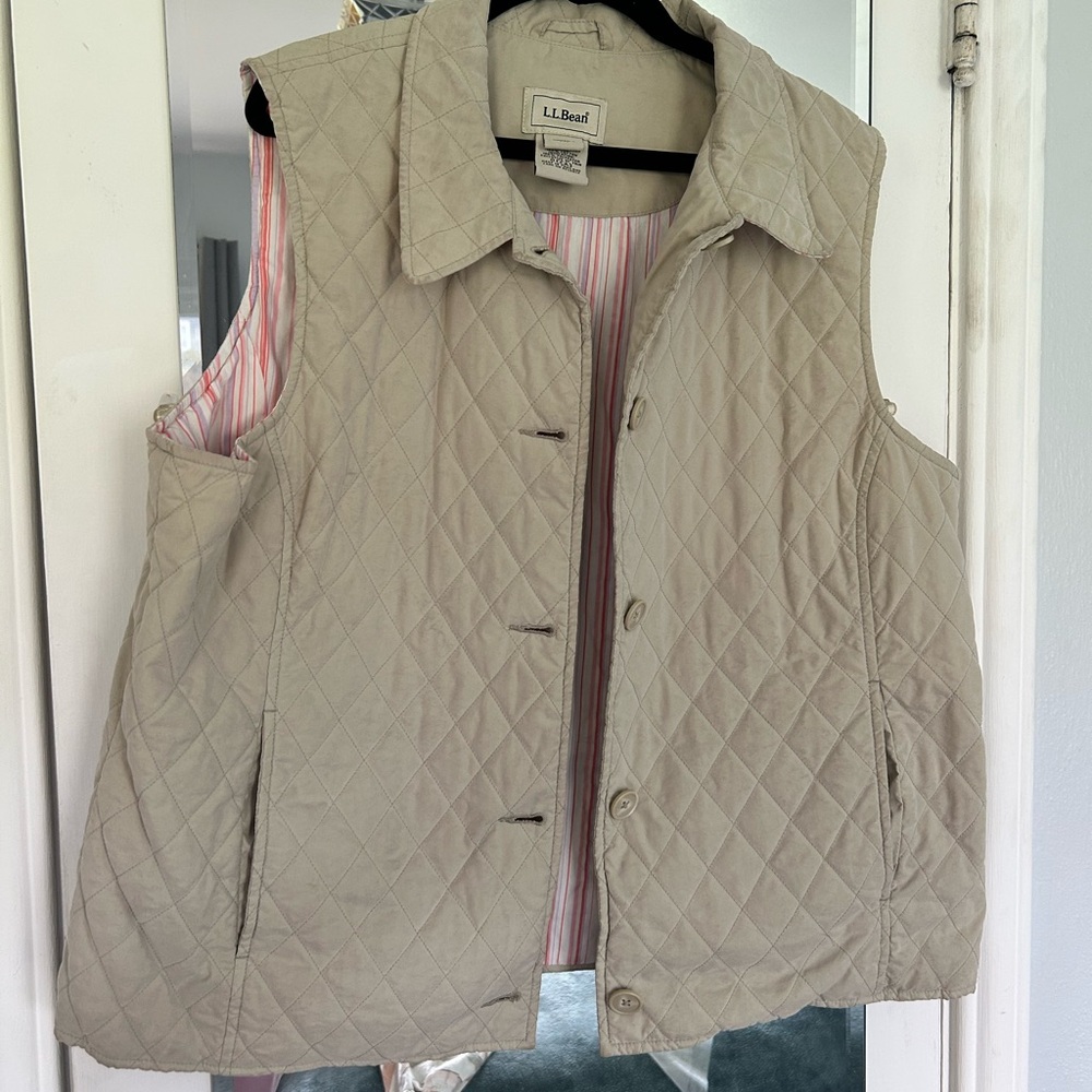 L.L. Bean Beige Quilted Vest